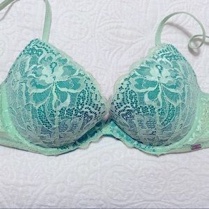 Victoria’s Secret Pink bra